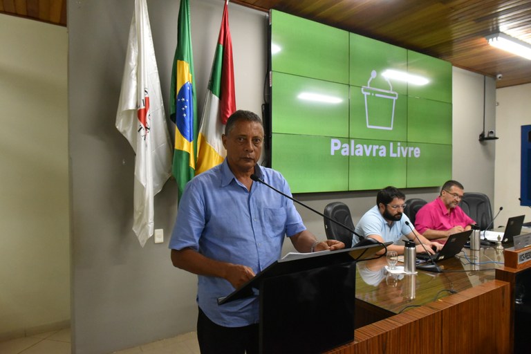 Vereador apresenta diversos pedidos de melhorias para bairros à