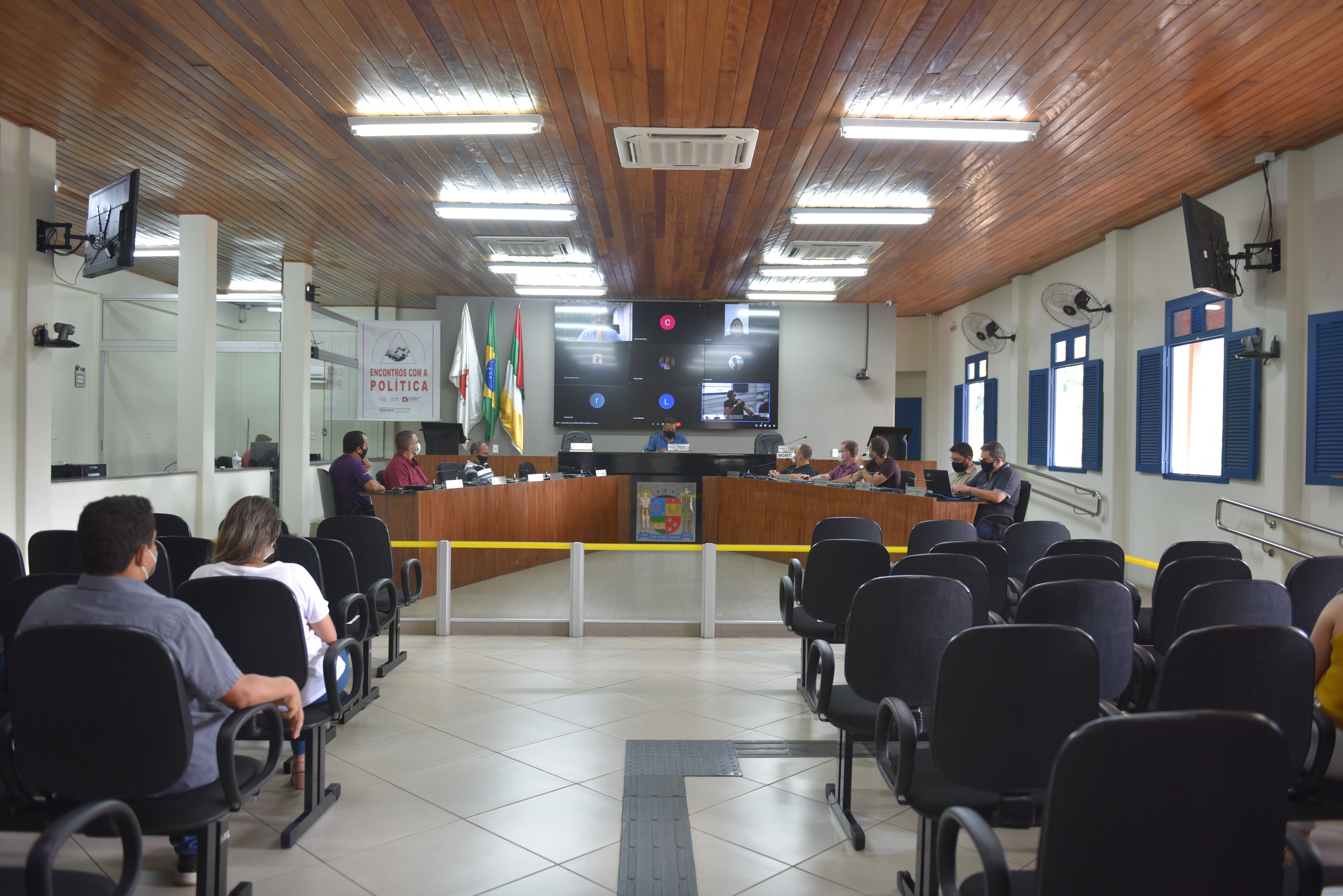 “Encontros com a Política” reúne participantes da região, de AL e AC