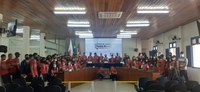 Alunos da Escola Senador Antônio Martins visitam a Câmara 