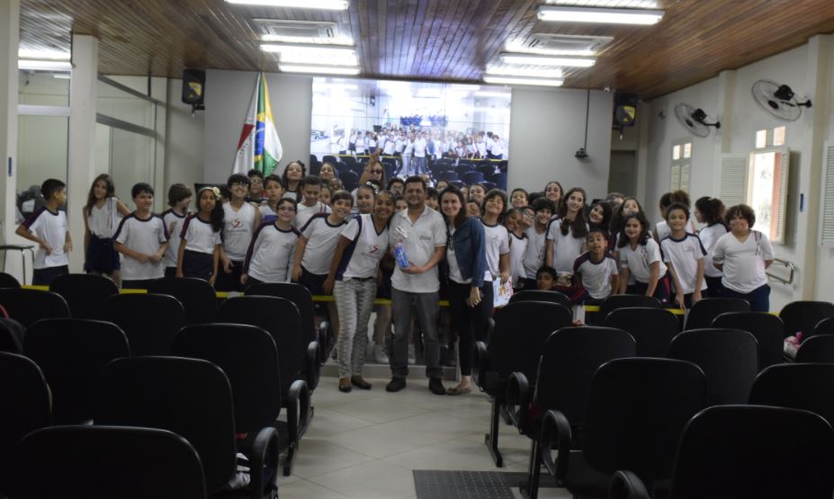 Câmara recebe visita de alunos da Escola Nossa Senhora Auxiliadora