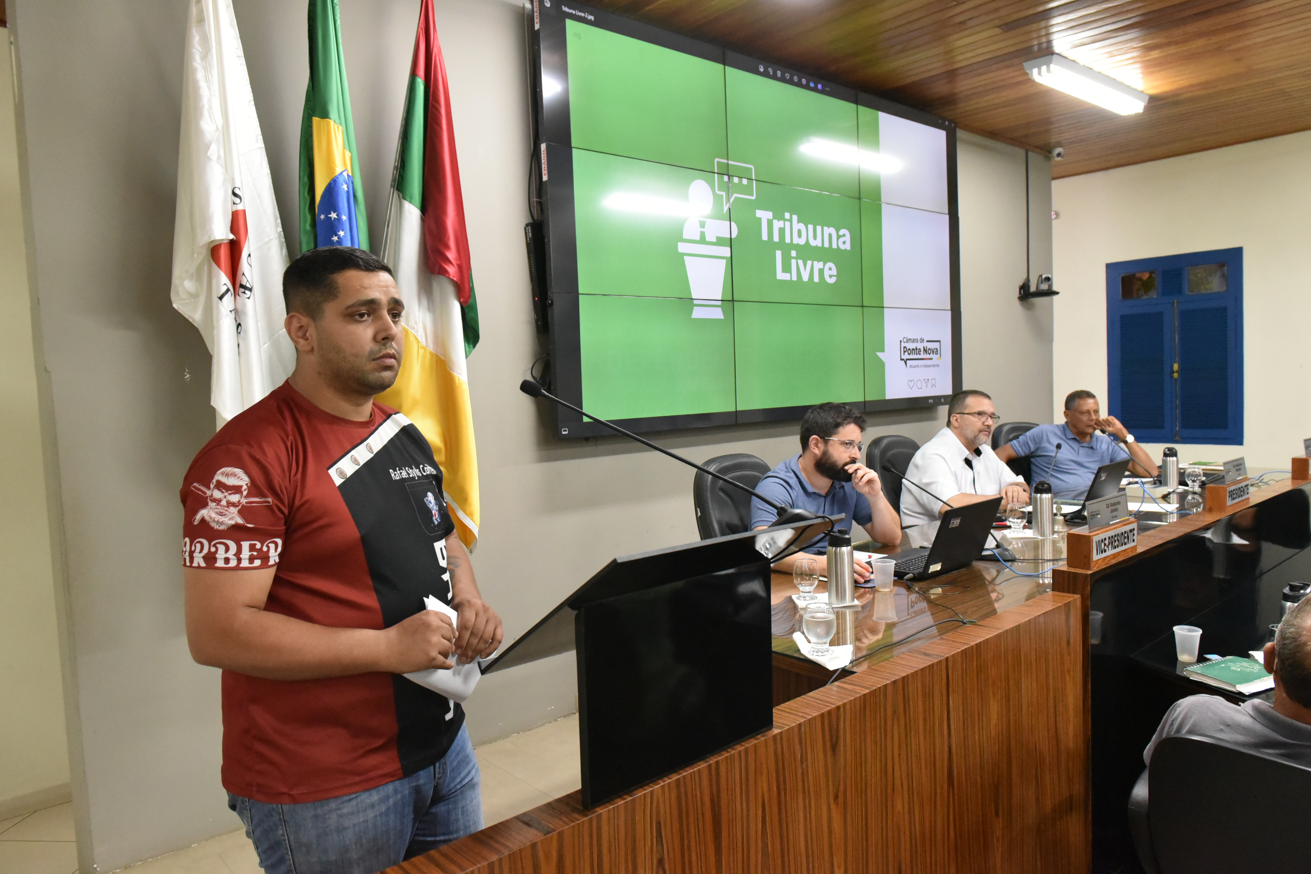 Cidadão cobra por providências para falta de iluminação em trevo do Vau-Açu