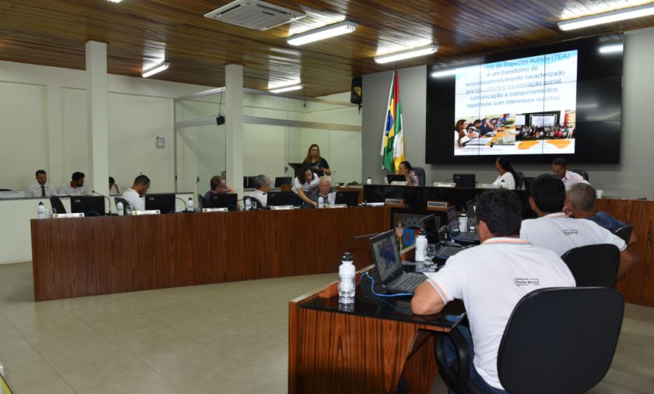 Dia Mundial de Conscientização do Autismo é abordado na Tribuna Livre