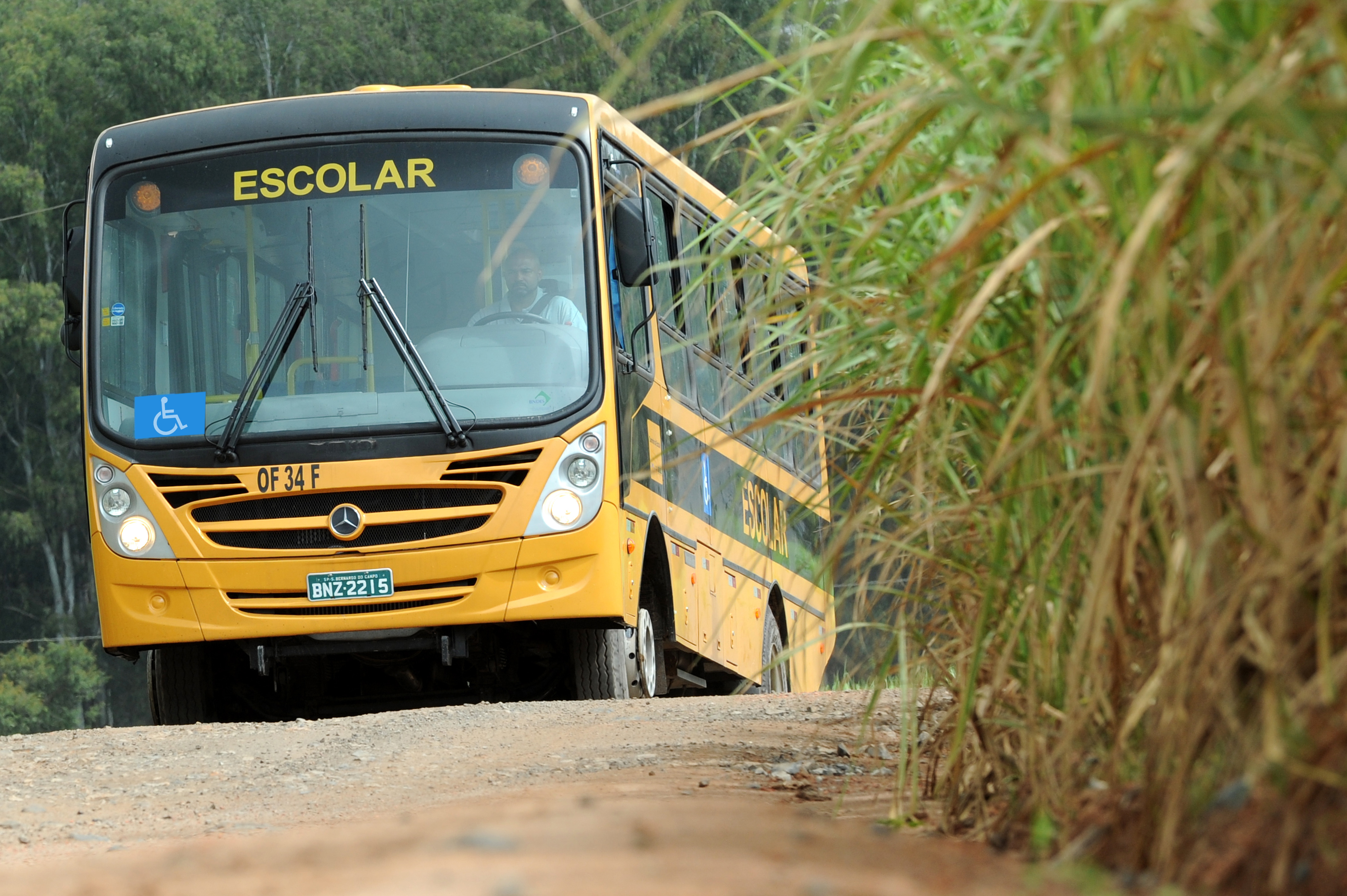 Problemas no transporte escolar rural geram indignação, e vereadores cobram providências