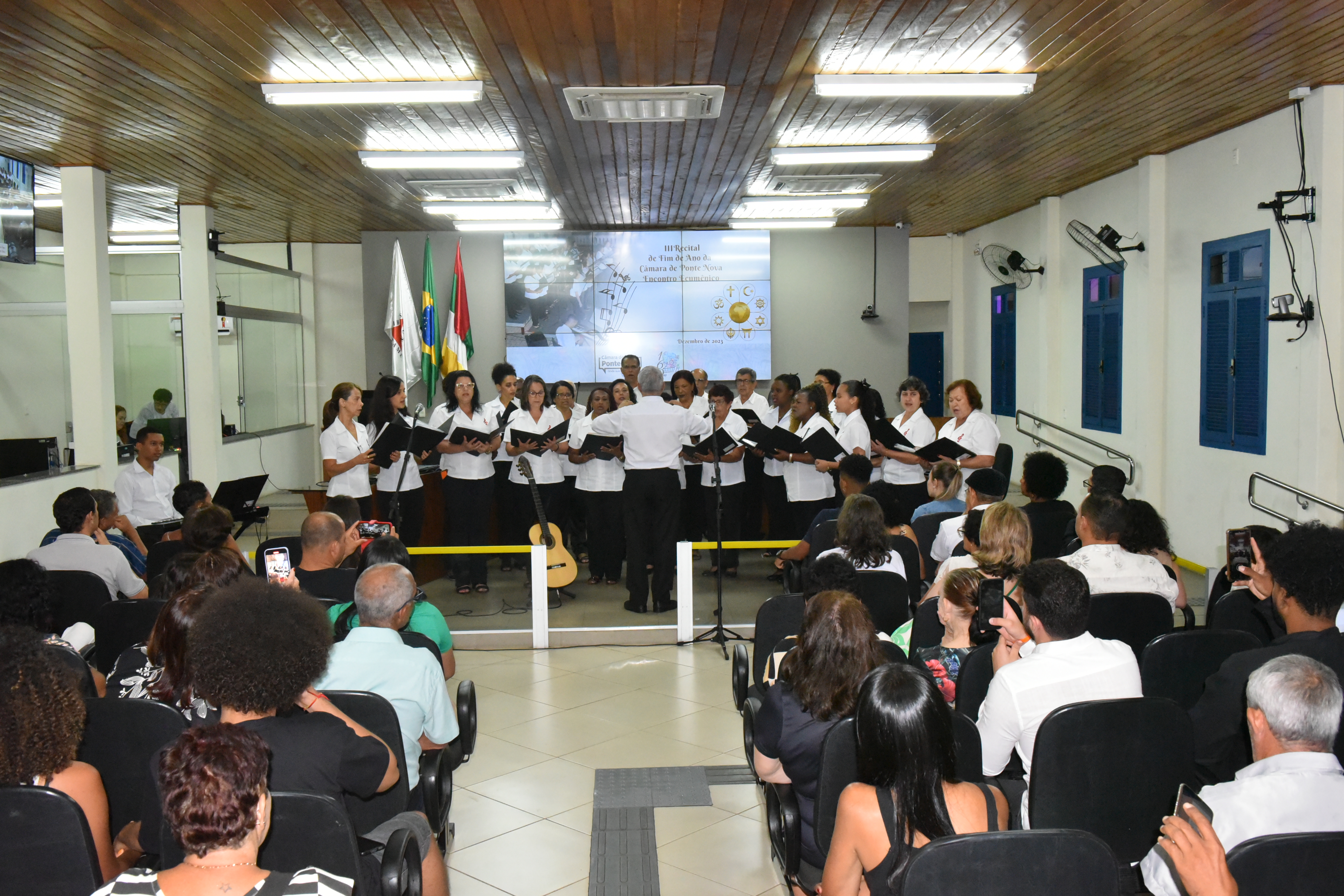 Público prestigia III Recital de Fim de Ano da Câmara