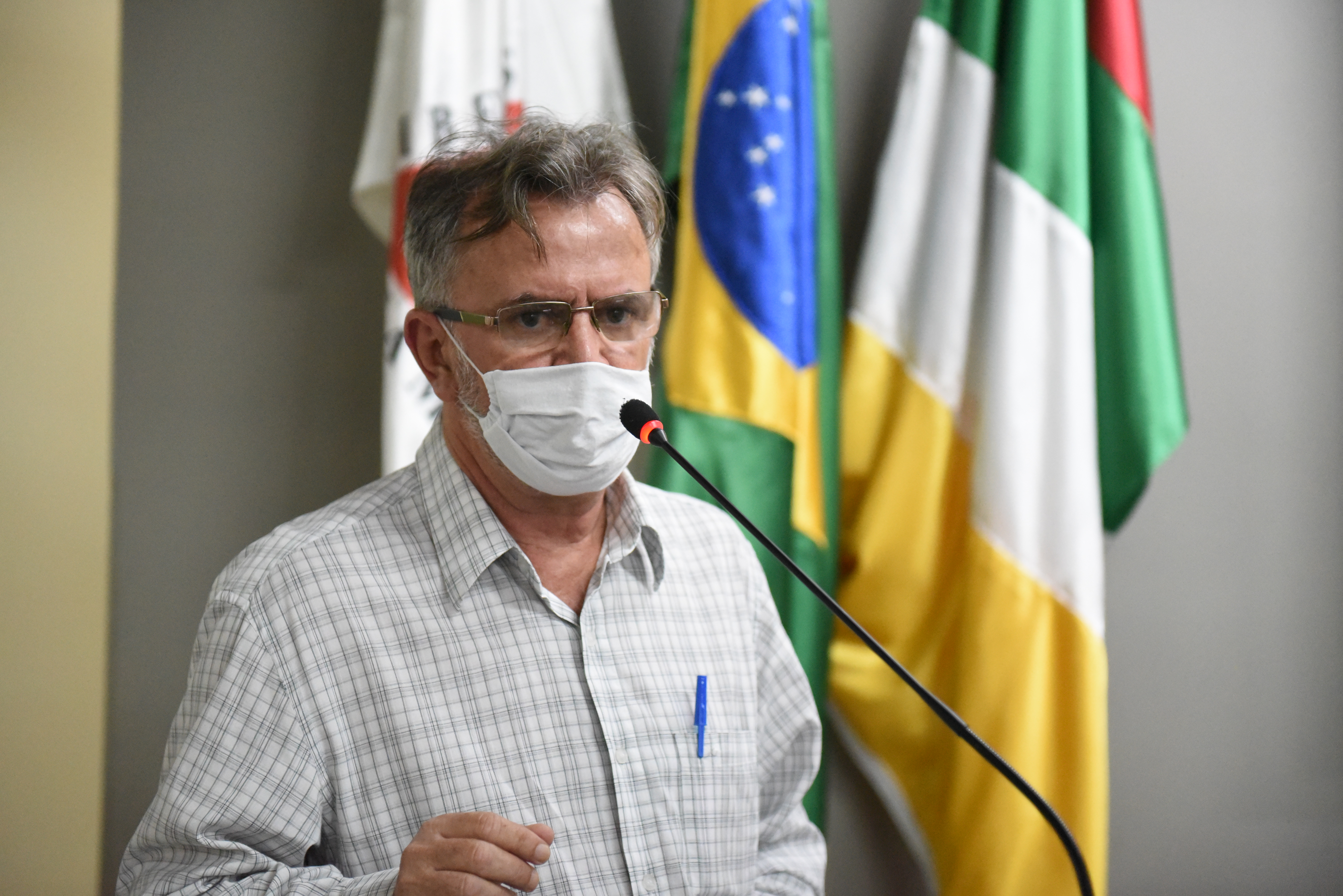 Representante do CIMVALPI explica sobre serviço de manutenção da iluminação pública