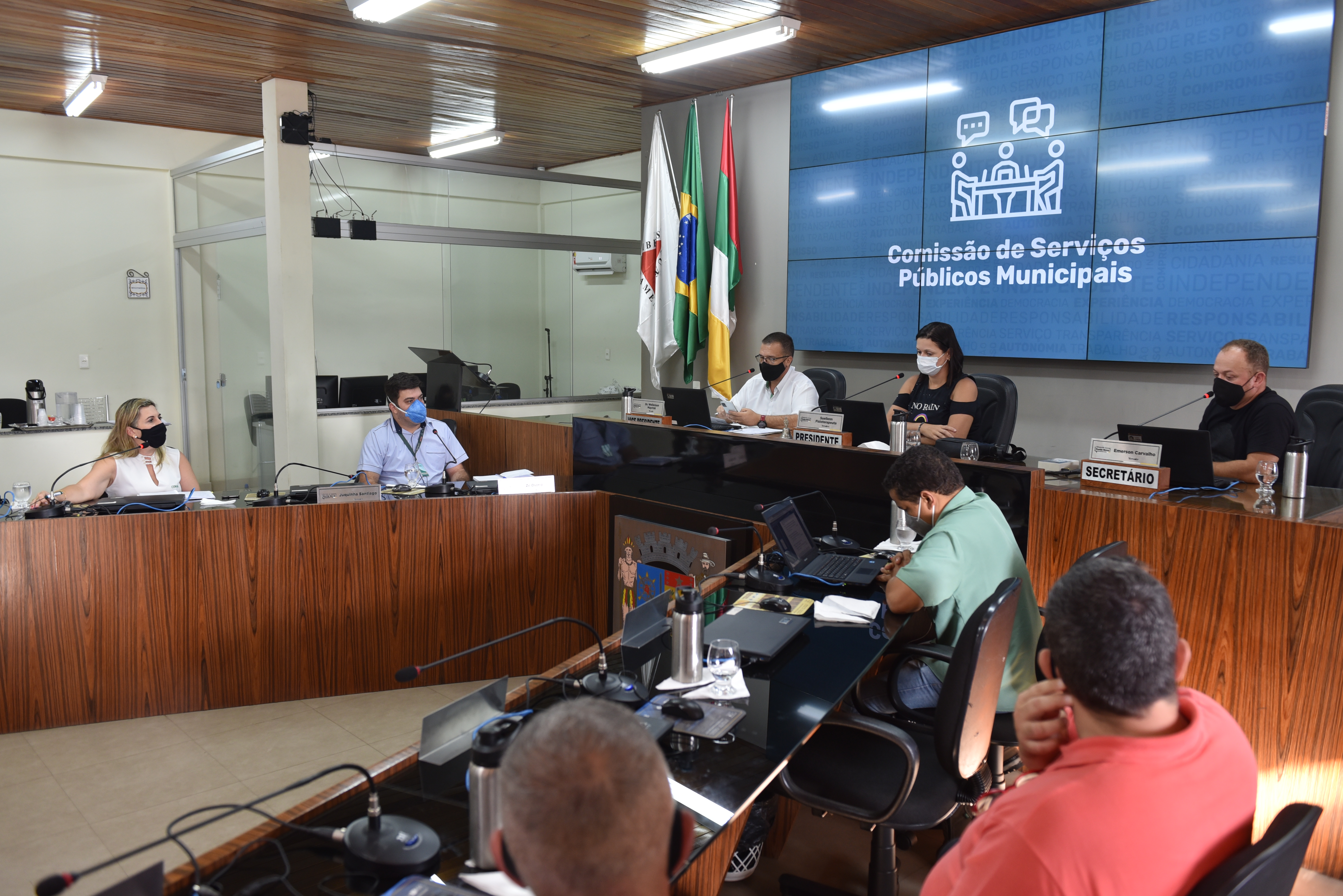 Representantes da CEMIG compareceram à Câmara para esclarecer sobre iluminação pública