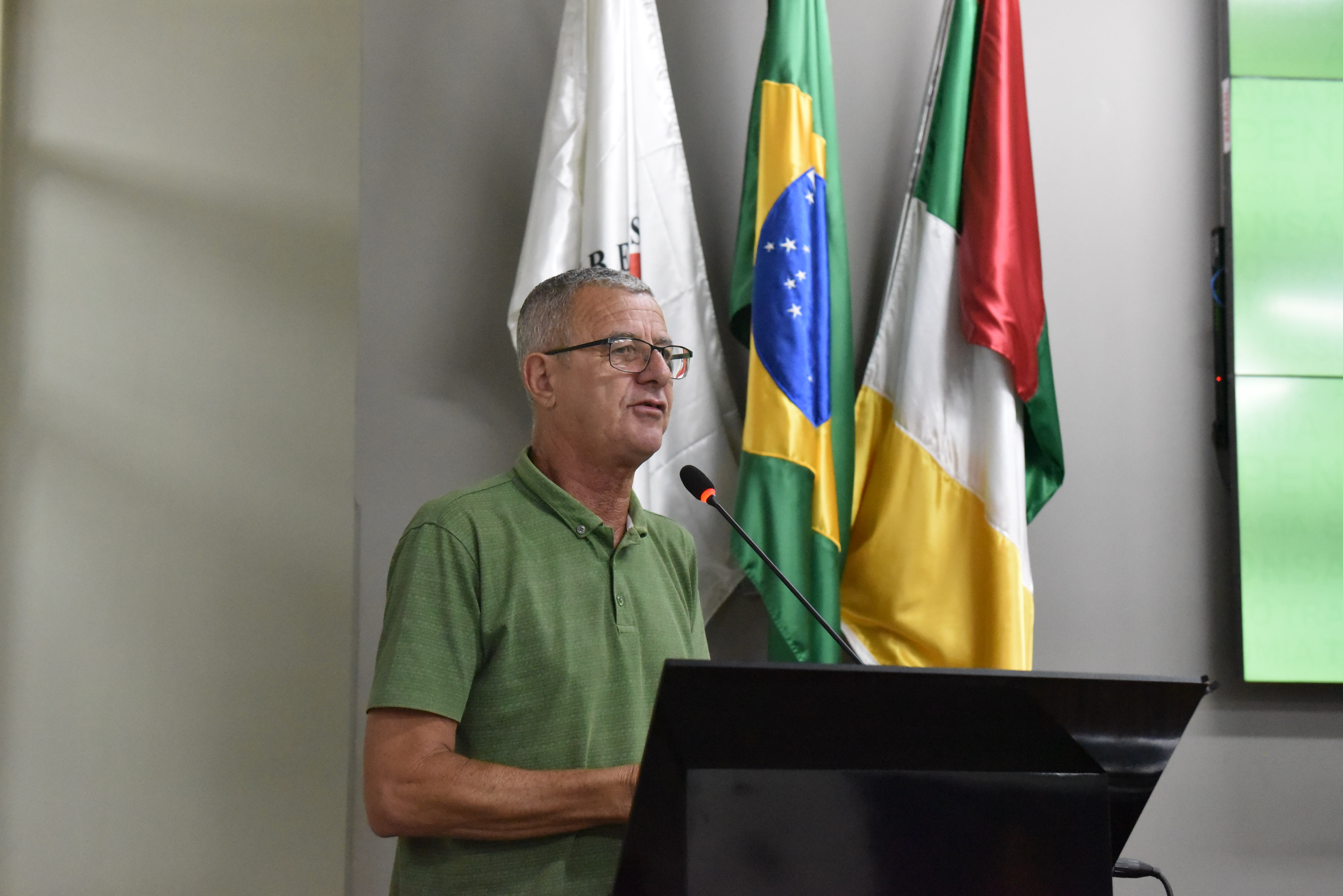 Vereador cobra soluções quanto ao transporte de alunos da zona rural 