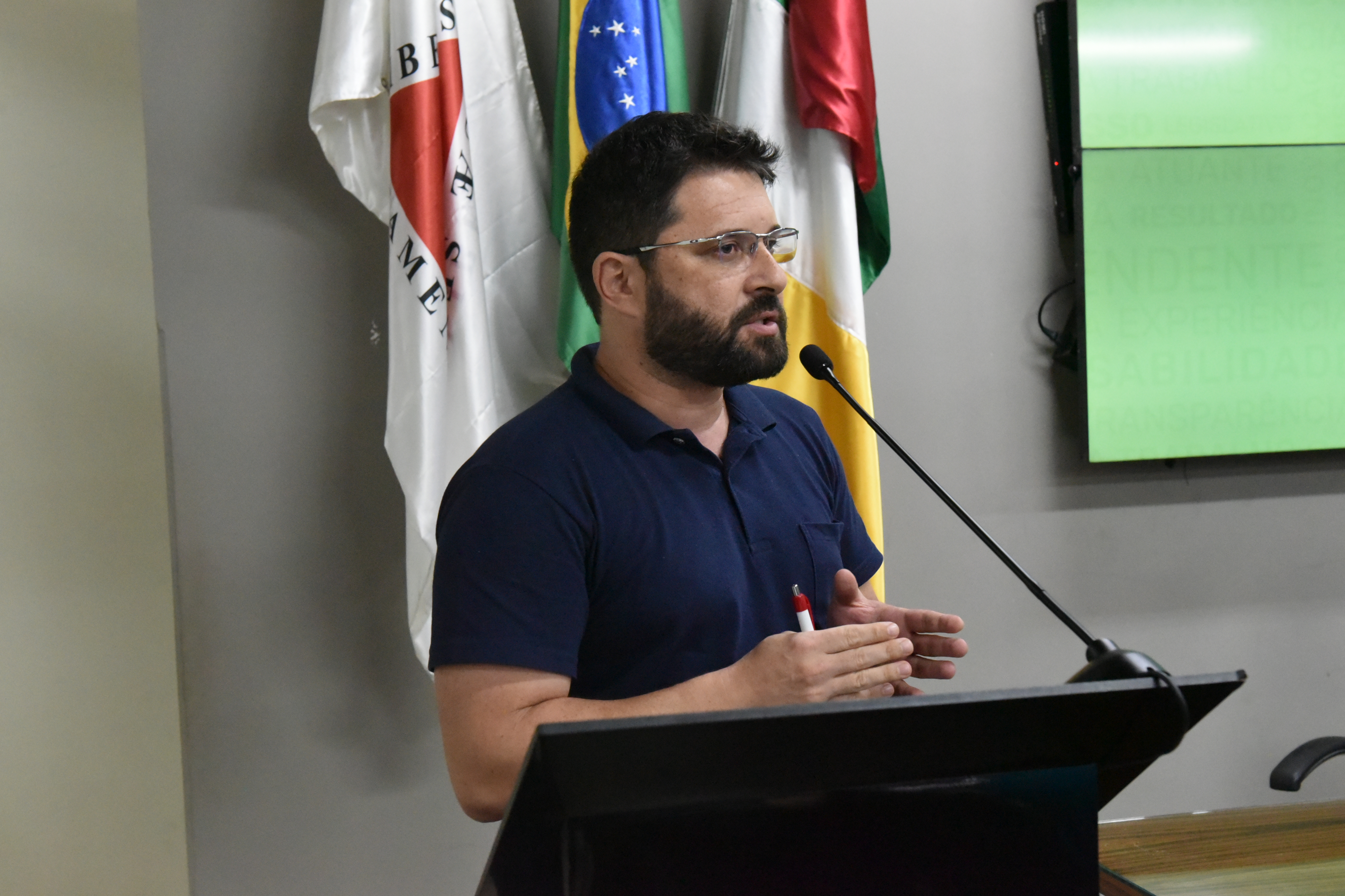 Vereador esclarece causa do barro que atingiu ruas do bairro Rosário 