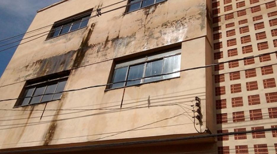 Vereador Machadinho requer informações de prédio que abrigou escola municipal