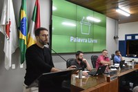 Vereador reivindica novamente reparos em ruas do Esplanada e Paraíso