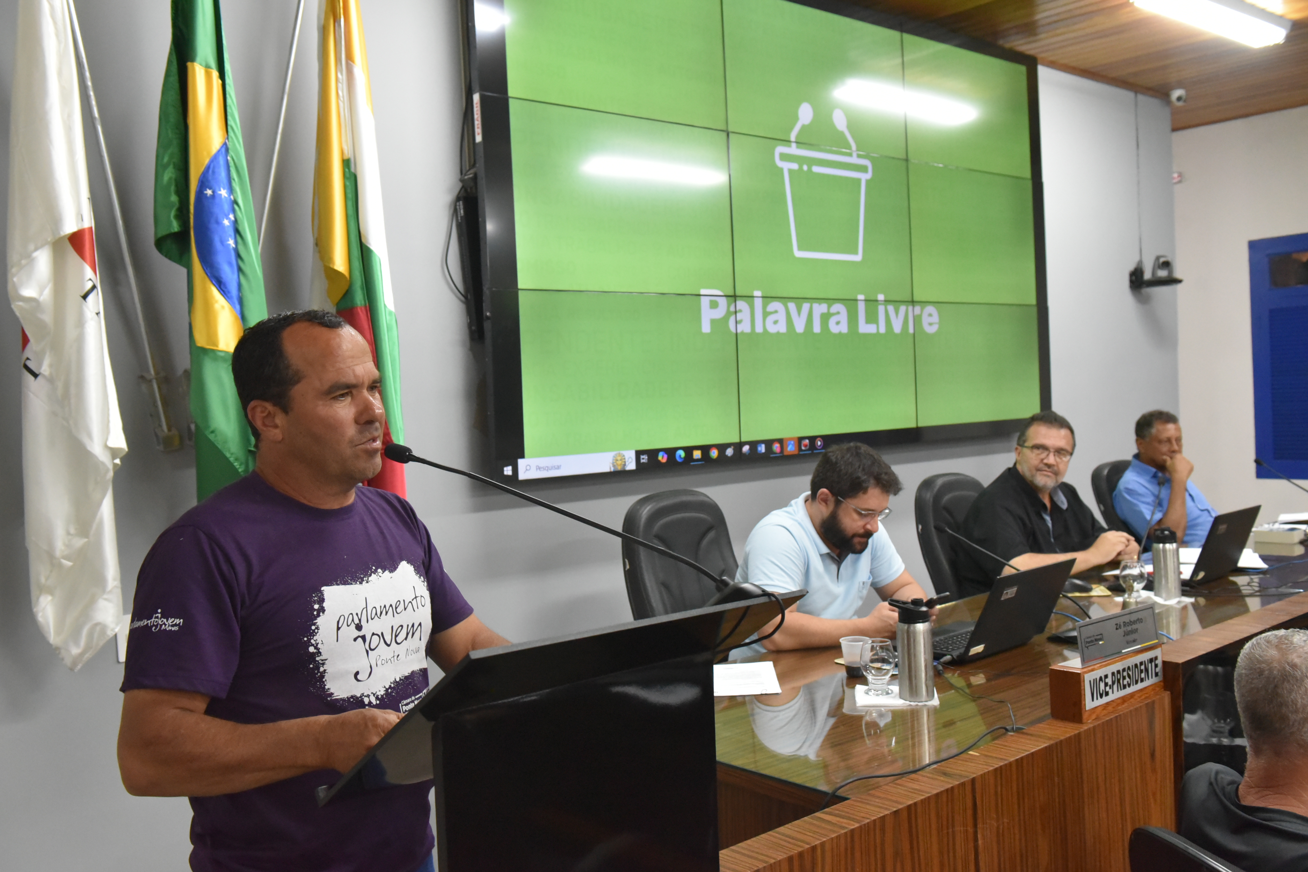 Vereador solicita melhorias para vias do bairro Rasa