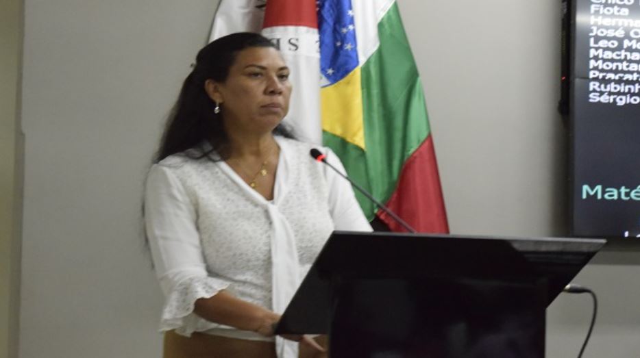 Vereadora Aninha de Fizica comenta respostas do Executivo