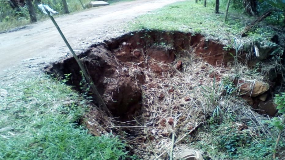 Vereadora Aninha de Fizica solicita intervenções na estrada de Ranchos Novos