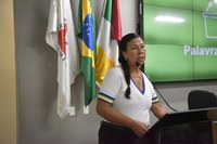 Vereadora comenta sobre adoção de medidas de segurança em escolas de PN