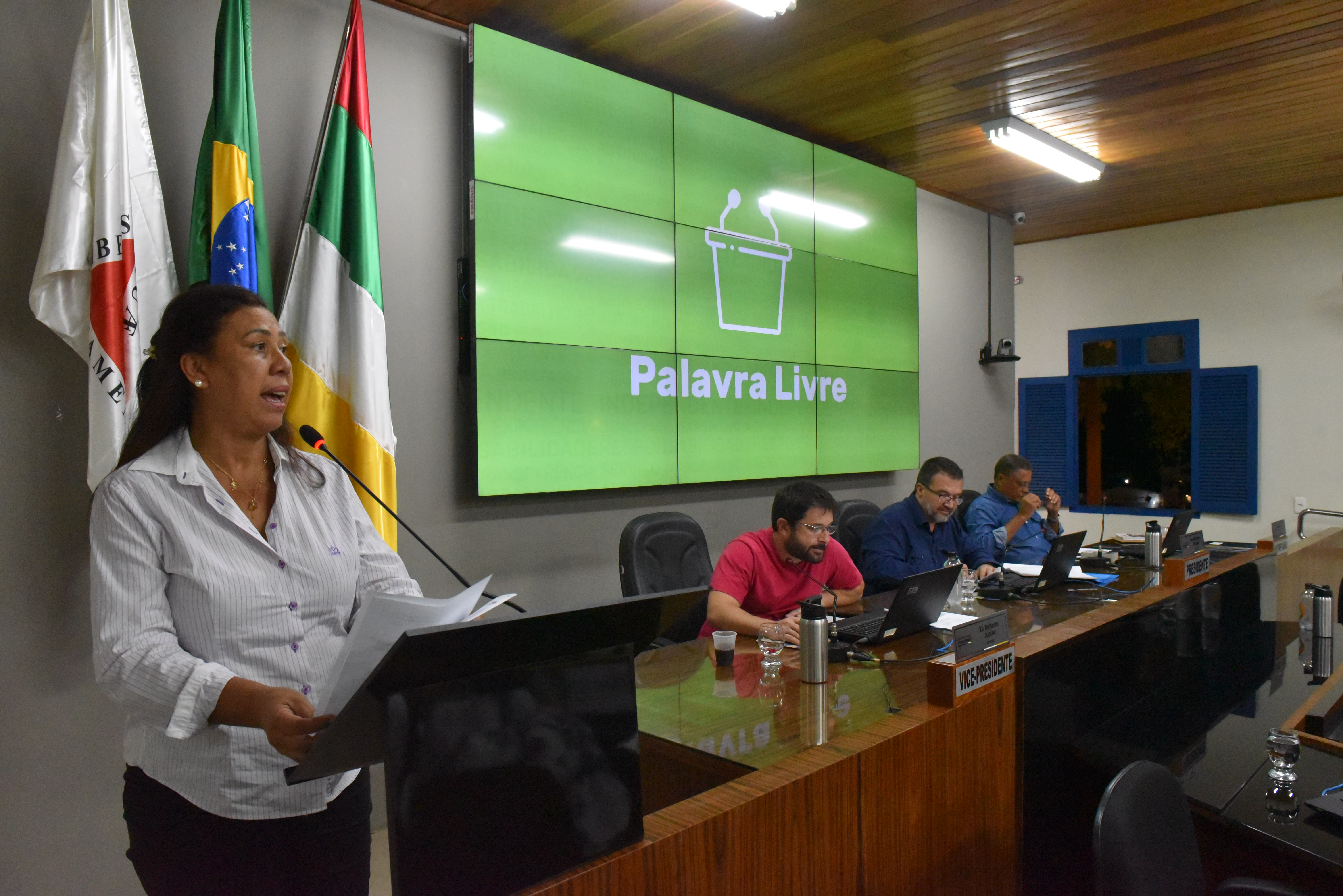 Vereadora propõe adesão dos PSFs do município ao sistema portas abertas