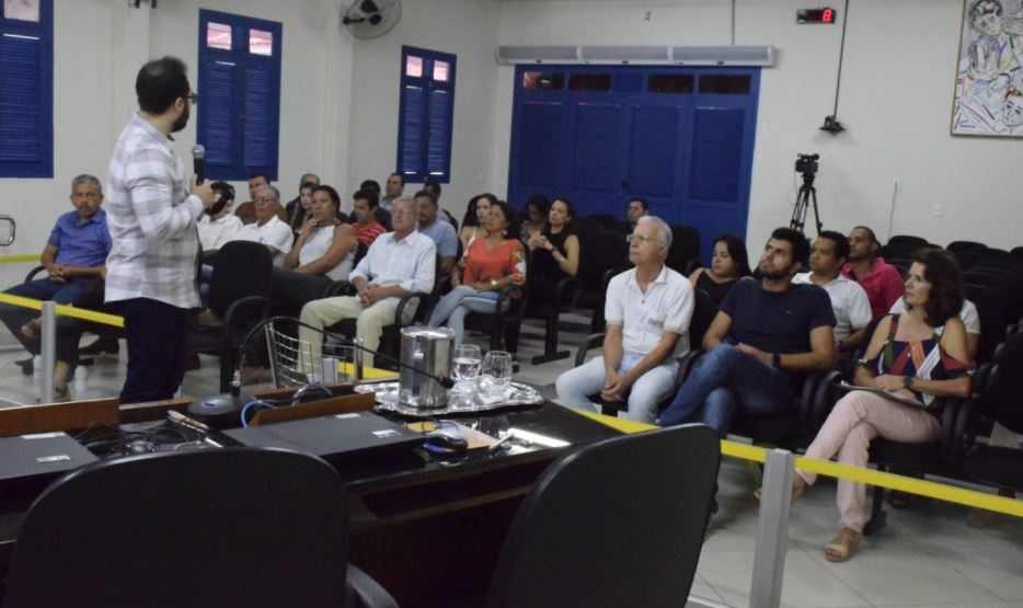 Vereadores e servidores da Câmara de Ponte Nova participam de capacitação